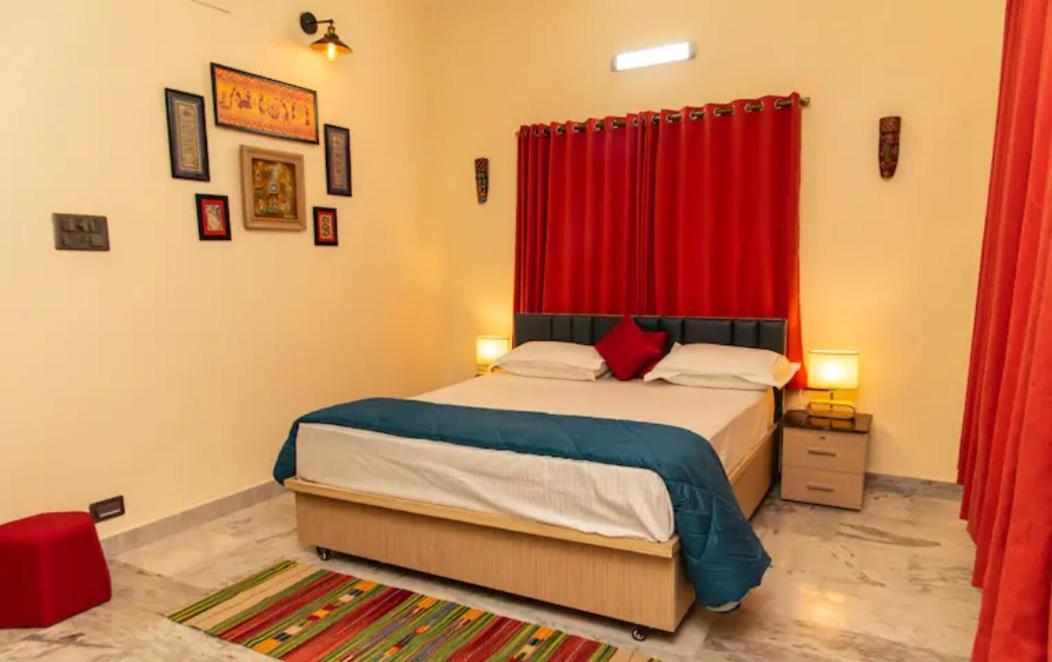 J'S Nest Otel Kalküta Dış mekan fotoğraf