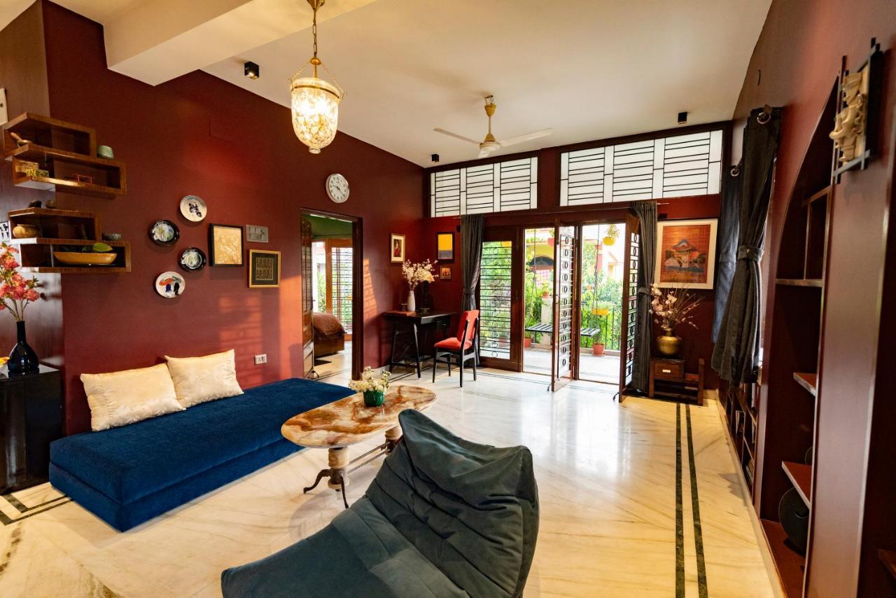 J'S Nest Otel Kalküta Dış mekan fotoğraf